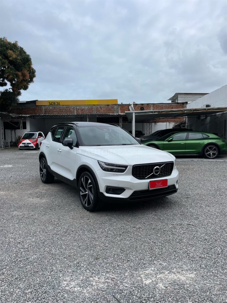 VOLVO XC40 T5 R-DESIGN 1.5 2020/2021