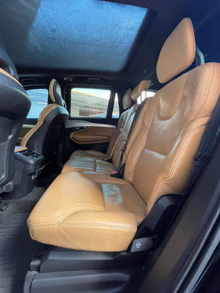 VOLVO XC90 T6 MOMENTUM 2.0 AWD 2018/2019 (BLINDADO)