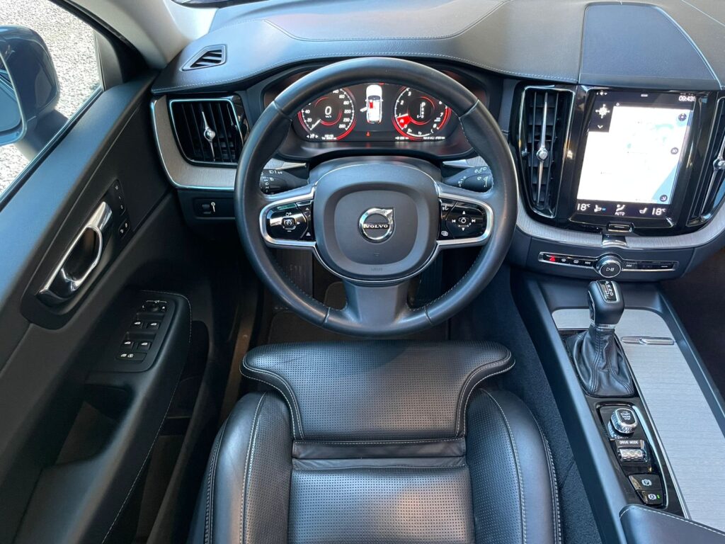 VOLVO XC60 T5 INSCRIPTION 2.0 AWD 2018/2019