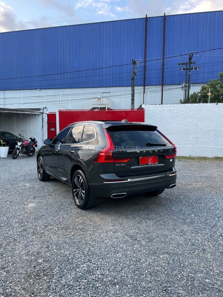 VOLVO XC60 T8 MOMENTUM 2.0 2021/2021