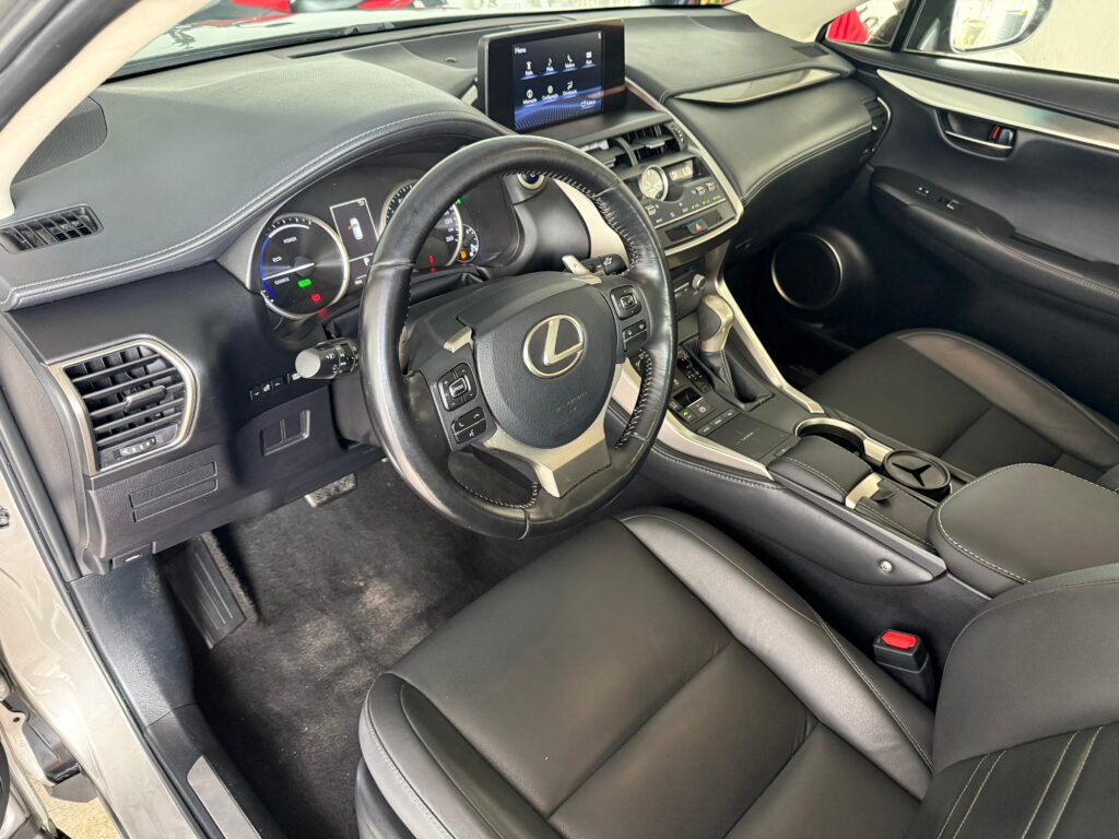 LEXUS NX300H DYNAMIC 2.5 AWD 2018/2019