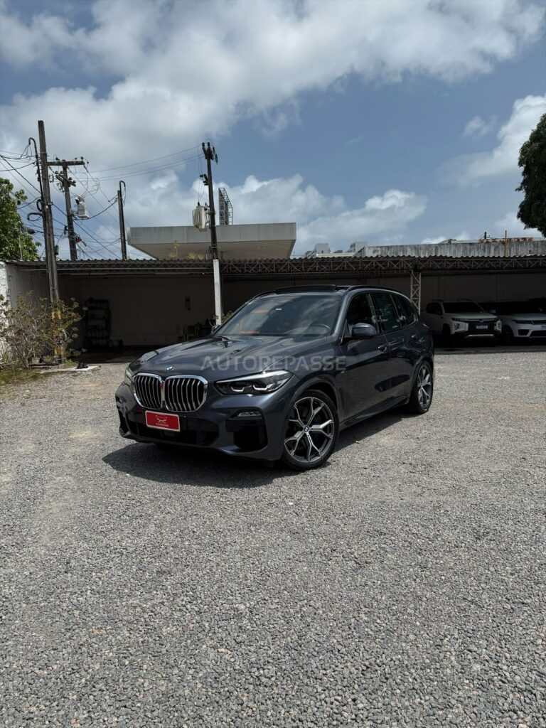 BMW X5 45e M-SPORT 3.0 TURBO 2020/2021