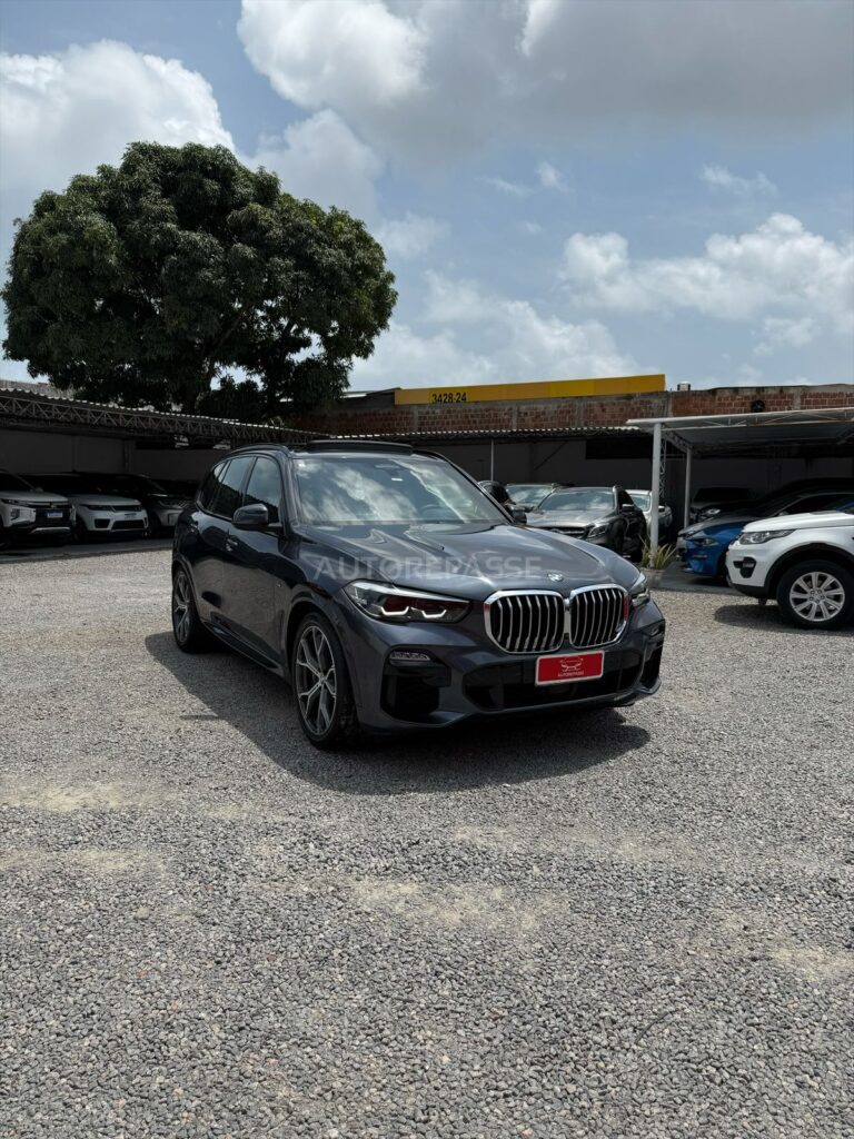 BMW X5 45e M-SPORT 3.0 TURBO 2020/2021