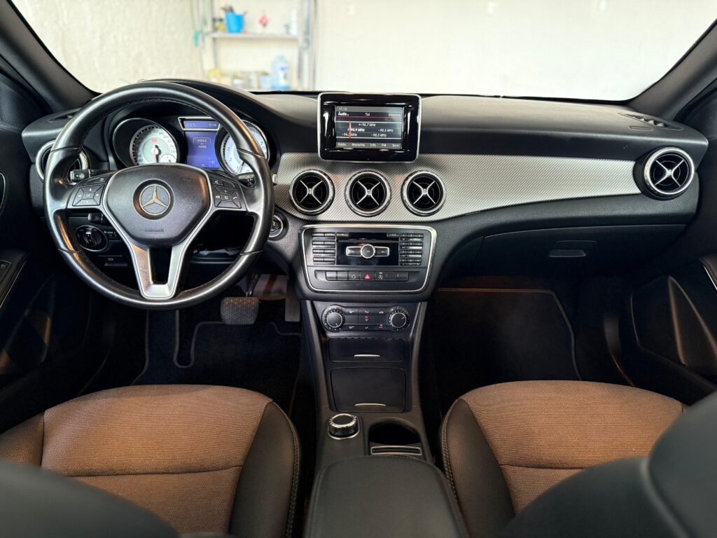 MERCEDES-BENZ GLA 200 STYLE 1.6 2015/2015