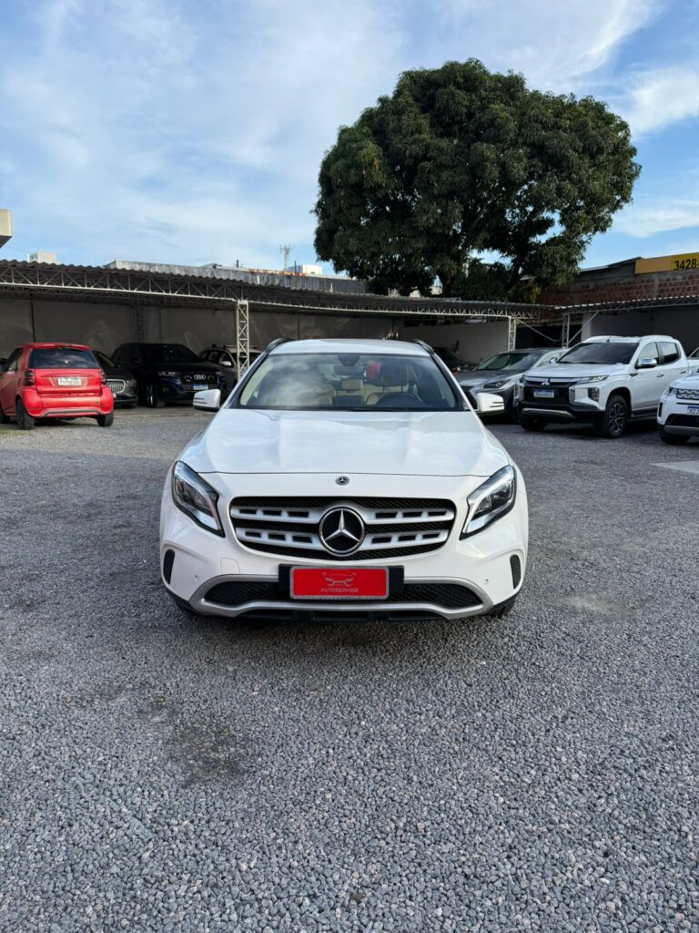 MERCEDES-BENZ GLA 200 STYLE 1.6 2019/2020