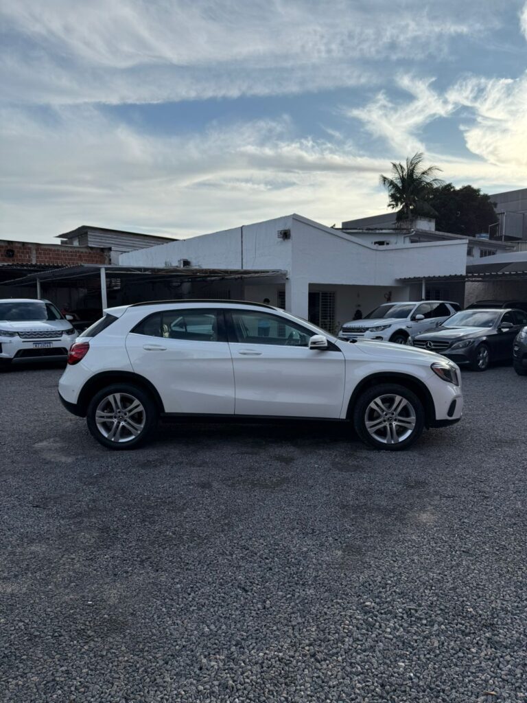 MERCEDES-BENZ GLA 200 STYLE 1.6 2019/2020