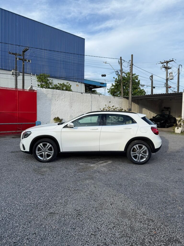 MERCEDES-BENZ GLA 200 STYLE 1.6 2019/2020