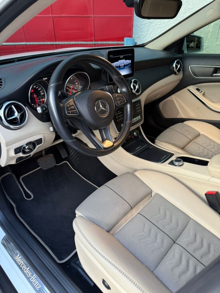 MERCEDES-BENZ GLA 200 STYLE 1.6 2019/2020